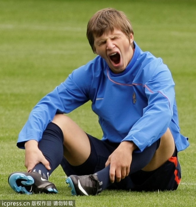 Russia's forward Andrei Arshavin yawns during a training session of the Russian team in Leogang, Austria, Sunday, June 15, 2008. Russia is in group D at the Euro 2008 European Soccer Championships in Austria and Switzerland. (AP Photo/Sergey Ponomarev)