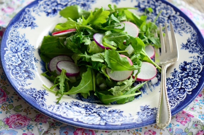 rettich und Rucola-Salat