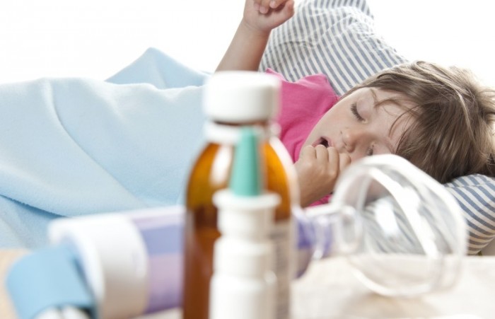 Кашель, одышка, боль в груди, приступы удушья - симптомы астмы у детей.