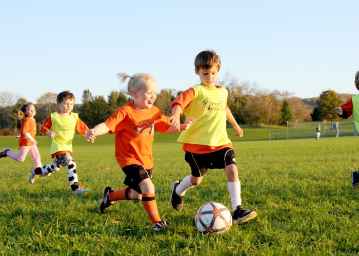 Sepak bola untuk anak-anak prasekolah.