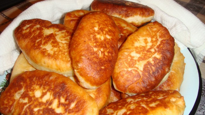 recept-pirozhkov-s-liverom-iz-testa-na-kefire[3]