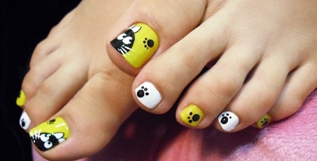 Youth pedicure with animals theme