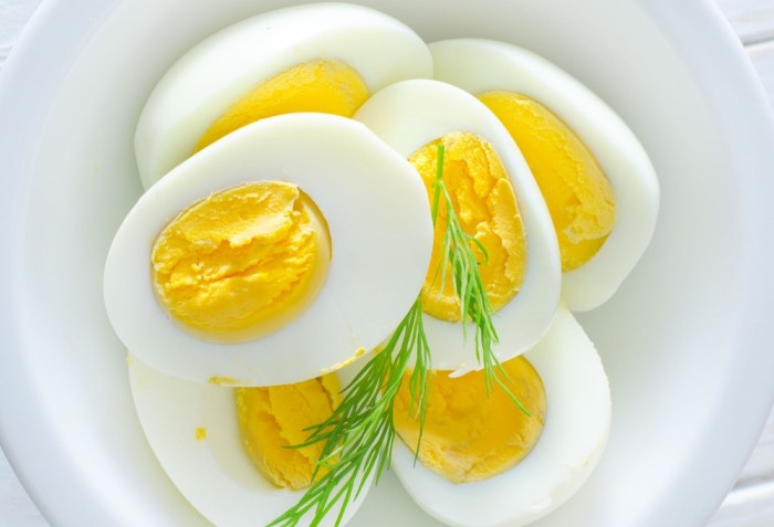 Яйца вкрутую - луший способ их приготовления для кормящих мам.