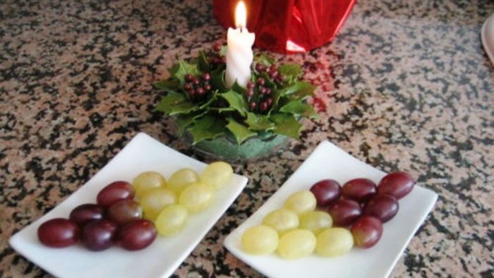 12 Grapes - tratar do principal Ano Novo na Espanha