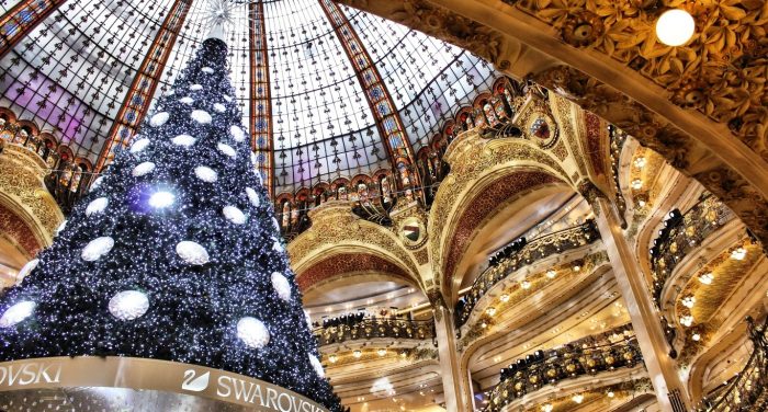 pom de Crăciun de la Swarovski din Paris, Franța