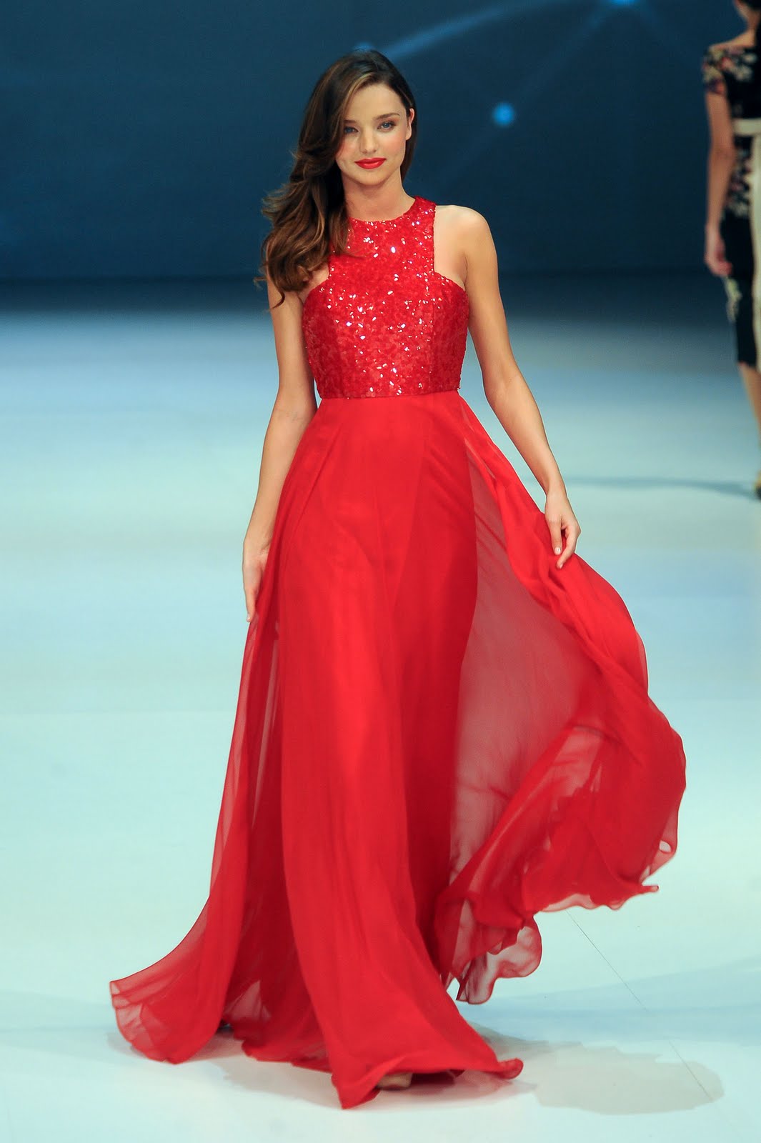 Миранда Керр в Красном платье