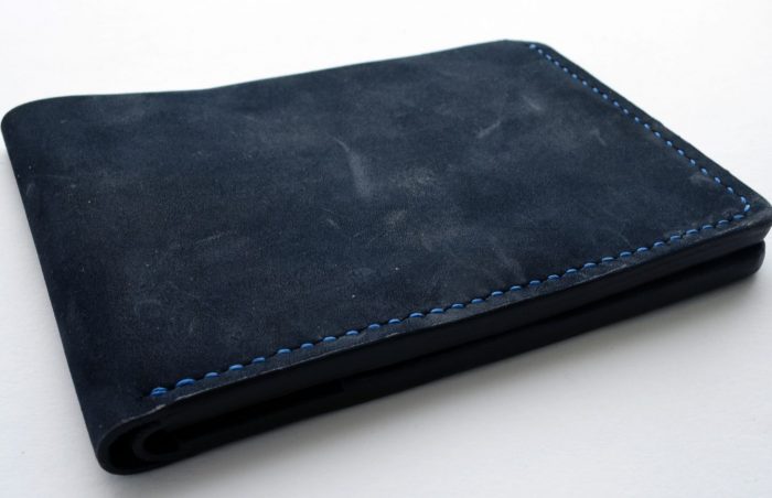 Темно-синий бумажник для мужчин Козерогов