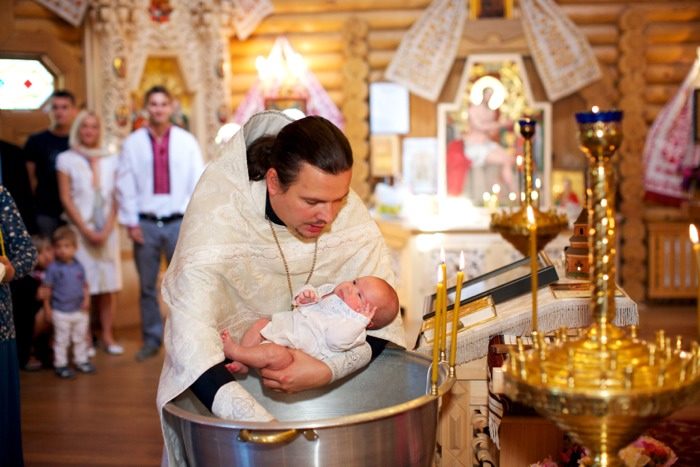 Таинство крещения в День Святой Троицы совершается крайне редко, лишь в особых случаях.
