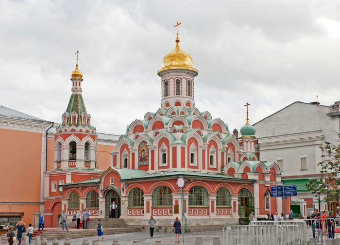 Казанский собор был построен специально для Казанской иконы Божией Матери