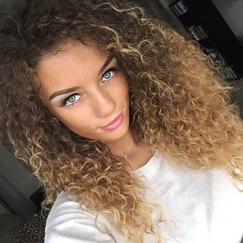 27.Curly-Hairstyles