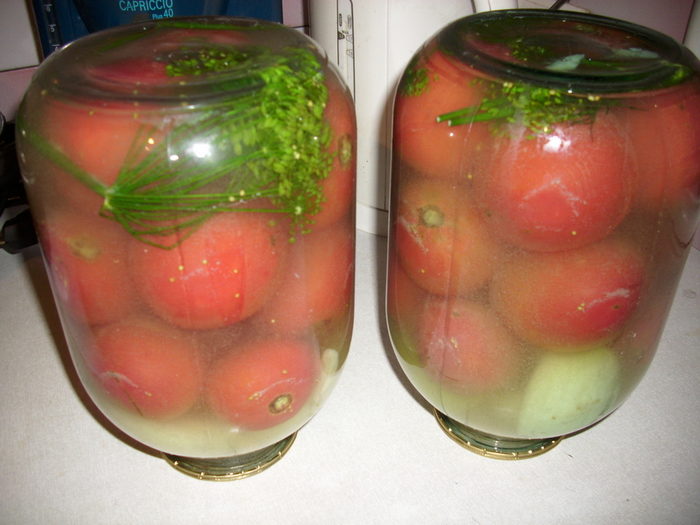 Мутные консервированные помидоры