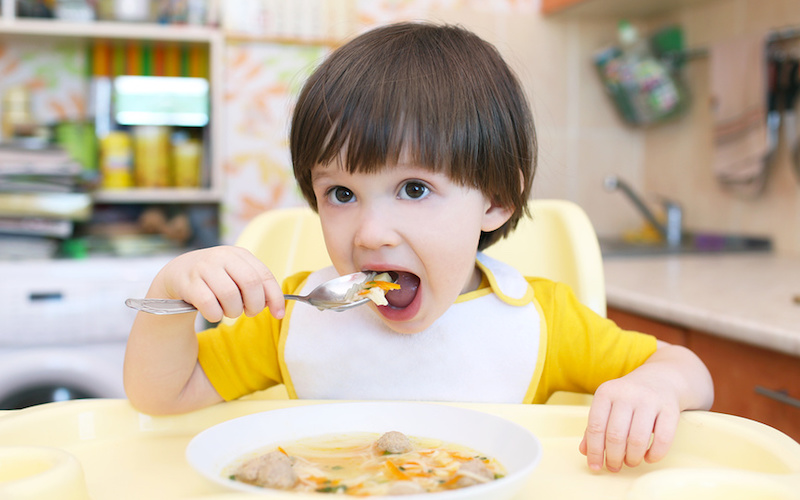 سوپ کودکان با ترکیه و گندم سیاه: دستور غذا