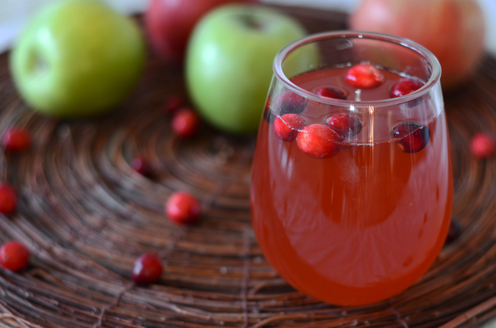 Kissel from apples and cranberries
