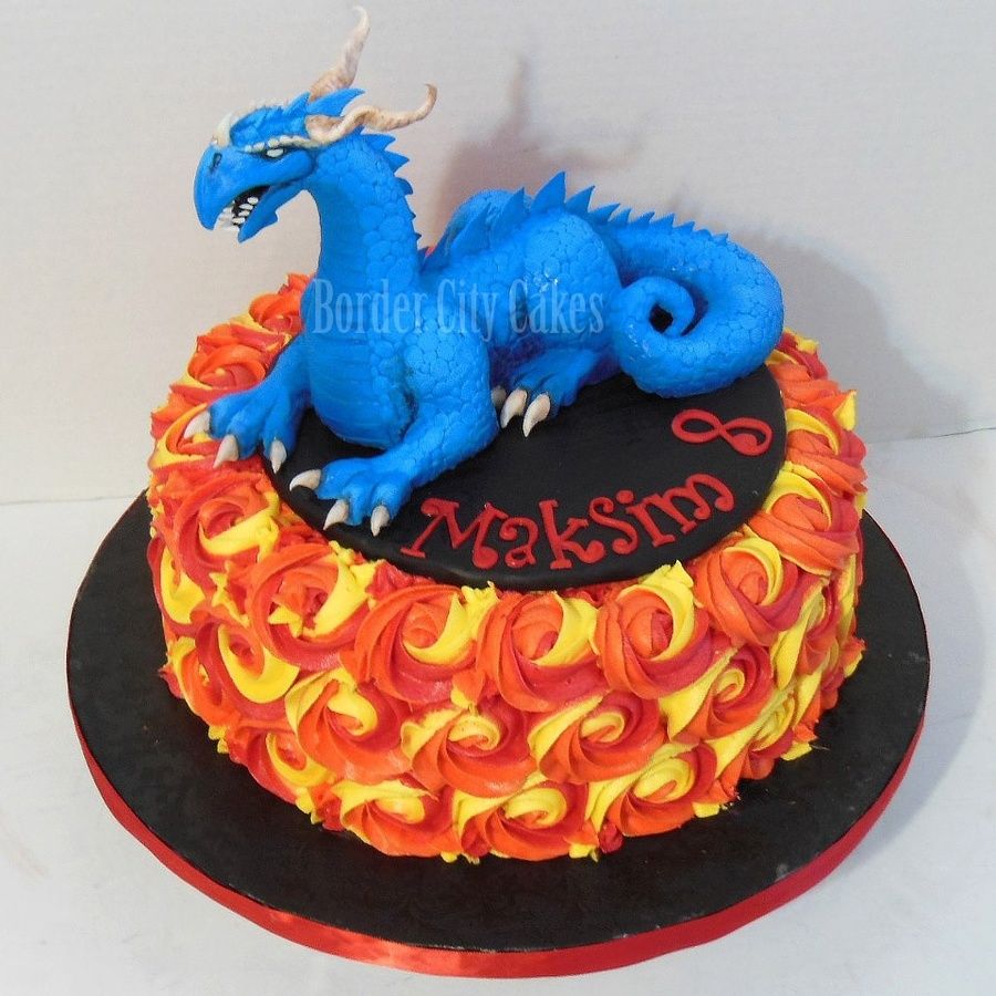 Новогодний торт в год дракона