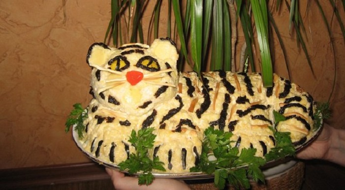 Wie schön, um Gerichte im Jahr Tiger zu arrangieren und zu dekorieren