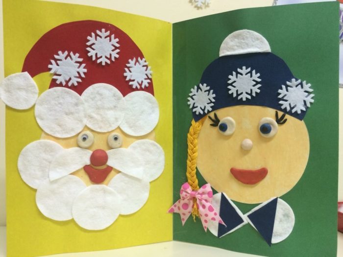 Cartoline con bambini per il nuovo anno dai dischi di cotone