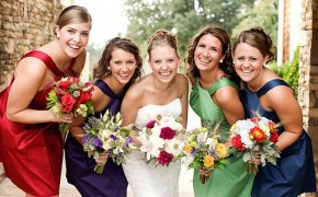Что одеть на свадьбу гостье девушке, женщине, как одеться на свадьбу дочери или сына? Фото девушек и женщин на свадьбе