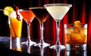 Алкогольные рецепты лучших коктейлей для праздника и вечеринки. Как приготовить красивый праздничный коктейль в домашних условиях с водкой, ликером, текилой, джином, вином, вермутом, ромом, абсентом?