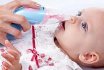 Причины появлений насморка и заложенности носа. Процедура промывания носа новорожденному: эффективные средства для промывания, в каких случаях нет необходимости промывать нос ребенку, когда без промывания носа новорожденному не обойтись?