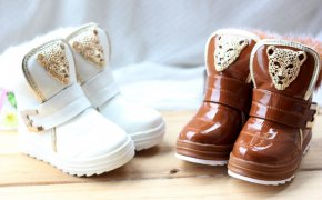 Зимняя для обувь для детей: как выбрать размер ребенку 1 год, 1,5 года, для самых маленьких, девочек и мальчиков, подростков? Детская обувь через интернет: как найти и заказать на Ламода и Алиэкспресс?