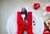 Меню и идеи блюд для романтического ужина на День всех влюбленных и святого Валентина. Какие салаты, горячие блюда, выпечку, сладости и закуски приготовить к 14 февраля?