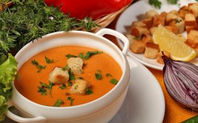 Как приготовить вкусный суп из чечевицы: лучшие рецепты. Суп из чечевицы с курицей, мясом, грибами, копченостями, фасолью, турецкий, итальянский, постный, тыквенный, овощной, суп пюре: вкусные и простые рецепты